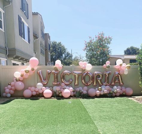 Birthday Fence Decorations, Garden Theme Birthday, Baloon Garland, Backyard Fence Decor, Name Balloons, Fairy Garden Birthday Party, Spongebob Party, Backyard Birthday, Outer Space Birthday