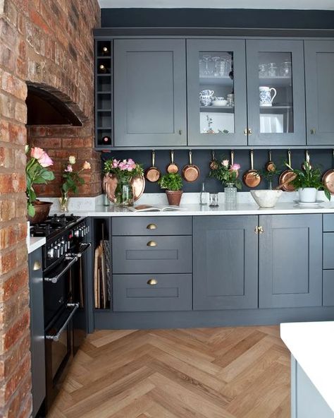 Clean Kitchen Design, Olive Green Kitchen, Inset Cabinetry, White Tile Backsplash, Two Tone Kitchen, Green Kitchen Cabinets, Green Cabinets, Shaker Kitchen, Elegant Kitchens