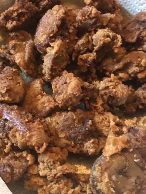 Southern Fried Chicken Livers: Crispy, Tender, and Full of Flavor Fried Chicken Livers Air Fryer, Deep Fried Chicken Livers, Pan Fried Chicken Livers, Fried Chicken Livers Southern, Chicken Livers In Air Fryer, Fried Chicken Livers Recipe, Old Southern Recipes, Fried Chicken Liver, Giblets Recipe