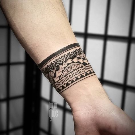 ustom polynesian armband design i created for my client. Thanks for trusting me @literallybayan I had fun drawing and executing this Polynesian Tattoo Meanings, Tato Maori, Wrist Band Tattoo, Tattoo Band, Coordinates Tattoo, Cuff Tattoo, 3840x2160 Wallpaper, Band Tattoos, Forearm Band Tattoos