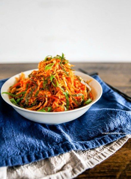 Spicy Korean Coleslaw | MyKoreanKitchen.com Korean Coleslaw Recipe, Korean Coleslaw, Korean Cabbage Salad, Korean Bbq Side Dishes, My Korean Kitchen, Korean Meals, Korean Kitchen, Bbq Side Dishes, Korean Side Dishes