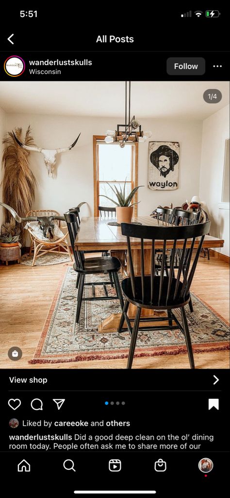 Small Western Dining Room, Modern Cowboy Kitchen, Western Style Dining Room, Retro Western Kitchen, Dining Room Western, Cottage Western Home, Modern Western Kitchen Decor, Dinning Room Ideas Boho, Western Boho Dining Room