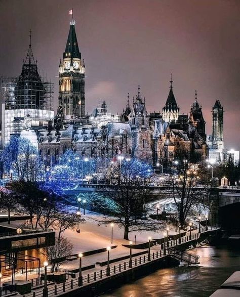 (41) THE MAN WHO DARES (@man_dares) / Twitter Ottawa City, Holiday Images, Ottawa Canada, Ottawa Ontario, City Aesthetic, Travel Goals, Canada Travel, America Travel, Ontario Canada