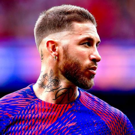 Ramos Haircut, Mens Haircuts Fade, Bowl Cut, Mens Hairstyles Short, Soccer Players, Haircuts For Men, Neymar, Football Club, Other People