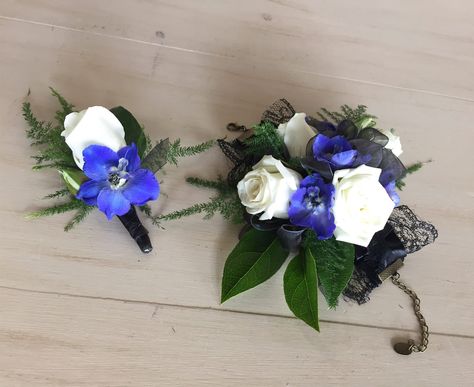 Royal Blue/ Black Corsage & Boutonnière with White Roses by Les Amis Flowerland Green Prom Corsage, White Corsages, Black Corsage, White Corsage, Prom Corsage, Green Prom, Corsage Prom, Dress Up Day, Prom Flowers