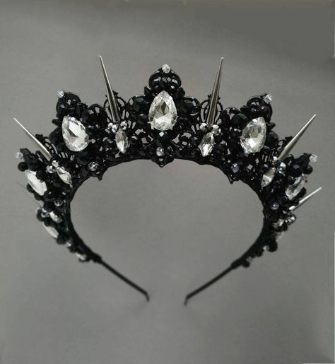 Goth Wedding Crown, Gothic Wedding Crown, Black Tiara Gothic, Black And Red Crown, Black And Gold Crown, Galaxy Inspired Fashion, Black Halo Crown, Evil Queen Crown, Gothic Tiara