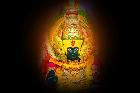 DEVI AMBABAI Yedeshwari Devi Photo Hd, Yedeshwari Devi, Tuljabhavani Devi Hd, Background Images For Quotes, My Photo Gallery, Sanskrit, Black Backgrounds, Background Images, Photo Gallery