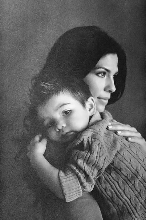 I need someone to take this exact same portrait of me and Dom :) Mother Son Pictures, Mommy Son Pictures, Mother Son Photos, Son Photo Ideas, Mother Baby Photography, Mommy And Me Photo Shoot, Boy Photo Shoot, Mother Son Photography, Baby Photoshoot Boy