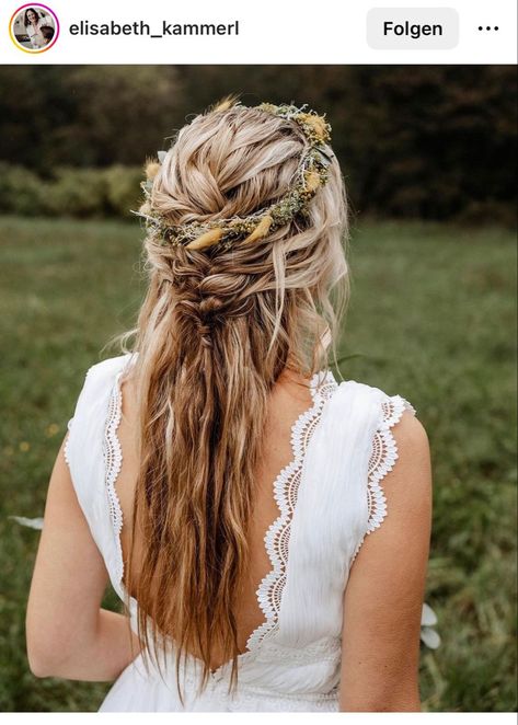 Bridal Flower Wreath Hair, Hippy Wedding Hairstyles, Bridal Hair Down With Flower Crown, Wedding Hairstyles With Flower Crown And Veil, Bridal Floral Crown Boho, Boho Bride Flower Crown, Beach Wedding Hairstyles For Long Hair The Bride Flower Crowns, Woodland Fairy Wedding Hair, Wedding Flower Crown Hairstyles