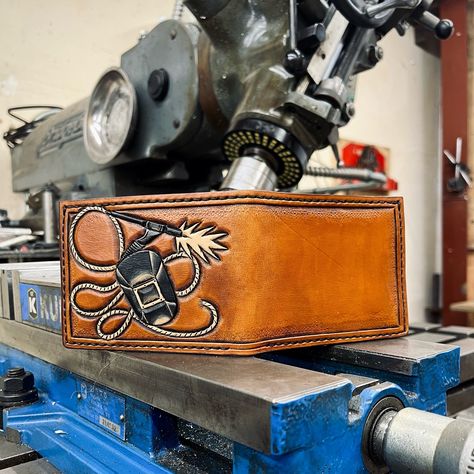 ⚡️Welder Wallet⚡️ for the worn out welder I call my better half. An upgrade and something a little different than my regular. With how hard this man works, I get to see pieces age and patina far faster than most, and I am excited to see this Spanish brown be put to the test! #leather #leatherwallet #menswallet #weldporn #tigwelding #bridgeport #handmade #leathertooling #hermannoak Spring Work, My Better Half, Tig Welding, Better Half, The Test, Leather Tooling, Long Wallet, This Man, Wallet Men