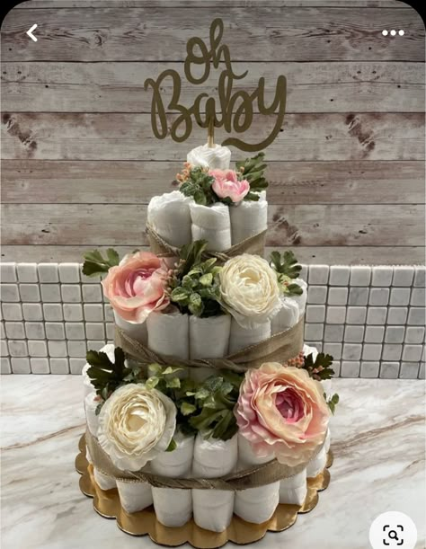 Diaper Cake For Baby Girl, Cake For Baby Girl, Nappy Cake Ideas, Flower Baby Shower Theme, Baby Sprinkle Shower, Jordan Baby Shower, Diy Diaper Cake