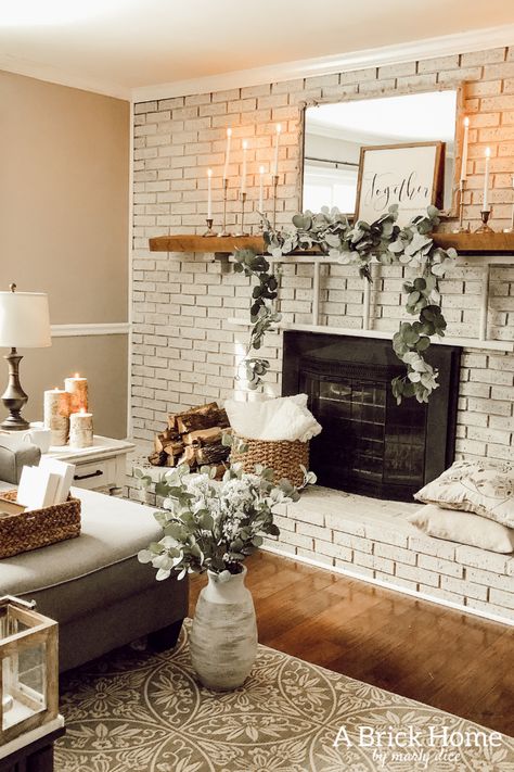 How to Whitewash Your Brick Fireplace - Marly Dice Cozy Winter Decor, Winter Living Room, White Wash Brick, French Country Living Room, Fireplace Mantel Decor, Style Cottage, Country Living Room, Inviting Home, My Living Room