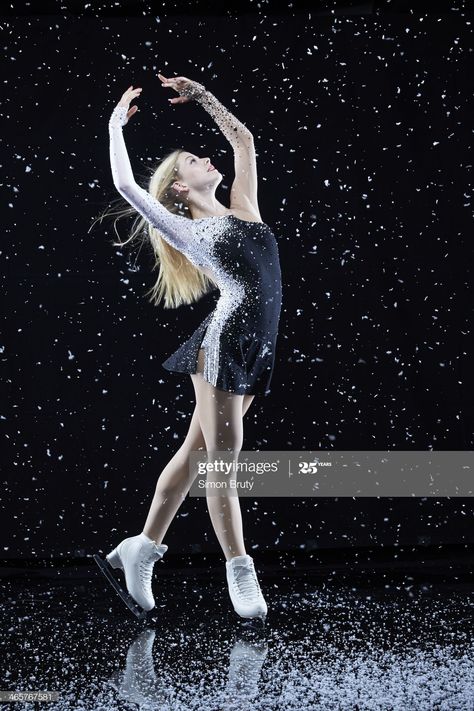 News Photo : Portrait of Team USA Gracie Gold during USOC... Katharina Witt, Figure Skating Quotes, Skating Quote, Gracie Gold, Skating Pictures, Figure Ice Skates, Figure Skating Outfits, Ice Skating Outfit, Skating Aesthetic