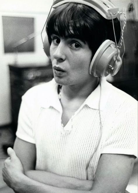 Pete Ham, Davy Jones Monkees, Thomas Jones, Michael Nesmith, Flaming Lips, Wearing Headphones, Peter Tork, American Bandstand, First Boyfriend