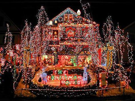 Bright, blinding, and a totally bizarre. This “Christmas House” may be the most extreme lights display we’ve ever seen. Outdoor Christmas Light Displays, Christmas Light Show, Diy Christmas Lights, Christmas House Lights, Best Christmas Lights, Tacky Christmas, Christmas Light Displays, Fun Christmas Decorations, Xmas Lights