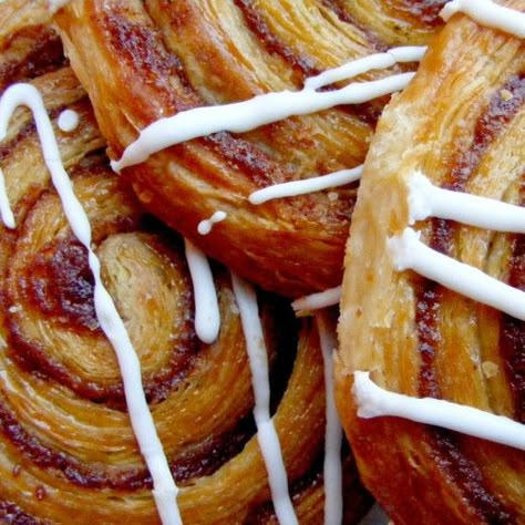 I'm going to attempt these at the weekend... Danish Pastries - Cinnamon, Apple, Raisin + a cheats way Cinnamon Danish Pastry, Cinnamon Danish Recipe, Recipes Pasteries, Potato Bread Recipe Homemade, Danish Pastry Shapes, Healthy Sweet Potato Bread, Sweet Potato Bread Recipe, Cinnamon Danish, Potato Bread Recipe