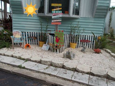 Beach Landscaping Ideas, Driveway Island, Nautical Landscaping, Beach Theme Backyard, Beach Landscaping, Beach House Ideas, Outdoor Beach Decor, Beach House Landscaping, Nautical Outdoor Decor