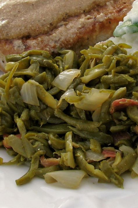 French Style Green Beans With Bacon, Green Bean Casserole With Frozen French Style Green Beans, Canned French Style Green Bean Recipes, French Green Beans With Bacon, Green Beans With Bacon And Onion, Canned French Green Bean Recipes, French Green Beans Recipe, French Style Green Beans Recipe Canned, French Cut Green Bean Recipes