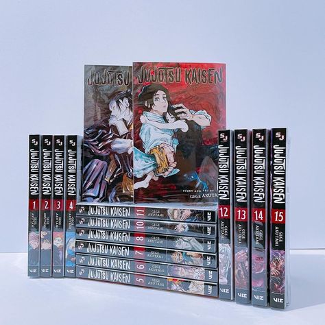 rae on Instagram: “Jujutsu Kaisen✨ Tbh, been having a hard time thinking of how to set up manga for the past few weeks but automatically felt motivated to…” Jjk Manga Collection, Dr Bedroom, Manga Box Sets, Avatar Characters, Manga Collection, Manga Books, How To Set Up, Anime Stuff, Hard Times