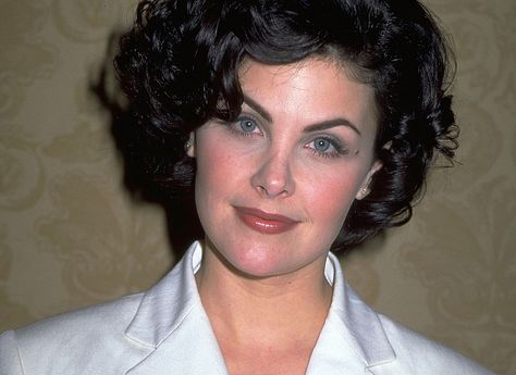 headshot of sherilyn fenm a romantic ethereal classic based on theories by kitchener Romantic Ethereal Essence, Toni Childs, 90s Baddie, Aesthetic Dark Feminine, Ethereal Classic, Romantic Essence, Sherilyn Fenn, Ethereal Romantic, Ethereal Style