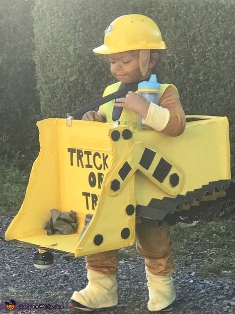 Paw Patrol Diy Costume, Rubble Paw Patrol Costume, Paw Patrol Halloween Costume, Homemade Costume Ideas, Halloween Costumes For Baby Boy, Paw Patrol Costume, Halloween Costume Toddler Girl, Rubble Paw Patrol, Box Costumes