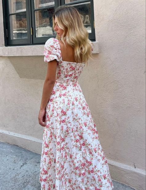 A Line Sundress, Flower Sun Dress, Easter Outfit Women Dress, Pretty Spring Dresses Aesthetic, Flowy Summer Dresses Sundresses Long, Picnic Prom Dress, Pretty Dresses Modest, Light Flowy Dress, Cute Long Summer Dresses