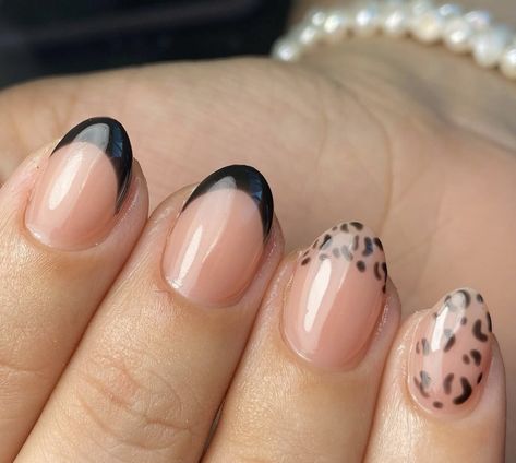 Extra Short Oval Nails Acrylic, Natural Leopard Nails, Clear Leopard Nails, Matte Black Leopard Nails, Short Short Almond Nails, Short Nail Designs Animal Print, Short Arrow Nails, Nail Ideas Rounded Shape, Almond Nails Designs Western