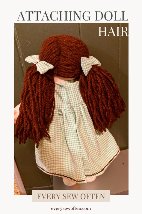 Rag Doll Hair How To Make, Rag Doll Hair Ideas, Dolls Hair How To Make, Hair For Rag Dolls, Yarn Hair For Dolls Tutorials, Easy Doll Hairstyles, How To Make Doll Hair, Rag Doll Hair Tutorial, Diy Yarn Hair For Dolls