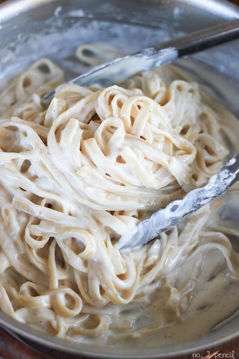 Authentic Fettucine Alfredo Recipe, Fettucine Alfredo Recipe, Fetuchini Alfredo, Fetuccini Alfredo, Pasta And Sauce, Roasted Vegetable Pasta, No 2 Pencil, Easy One Pot Meals, Impressive Recipes