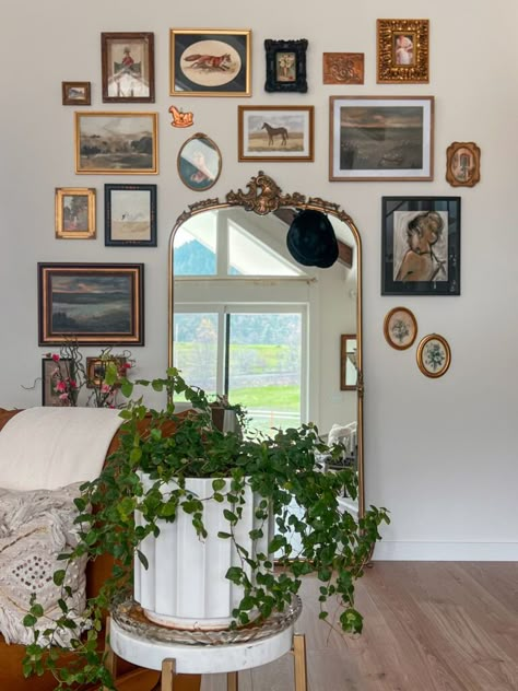 How to Create the Perfect Gallery Wall - Sunrise Valley Farm Co Gallery Wall And Mirror, Gallery Wall Green Walls, Thrifted Gallery Wall, Gallery Wall With Mirror, Wall With Mirror, Corner Gallery Wall, Gold Frame Gallery Wall, Entryway Gallery Wall, Gold Gallery Wall