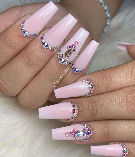 @skybeadsonline Swarovski @glamandglitsnails #clawaddicts #nailife #nails #pinknails #prettynail #longnailsdontcare #coffinnailshape… Baby Pink Nails Acrylic, Gem Nail Designs, Diamond Nail Designs, Baby Pink Nails, Pink Glitter Nails, Light Pink Nails, Hot Pink Nails, Short Coffin Nails, Swarovski Nails