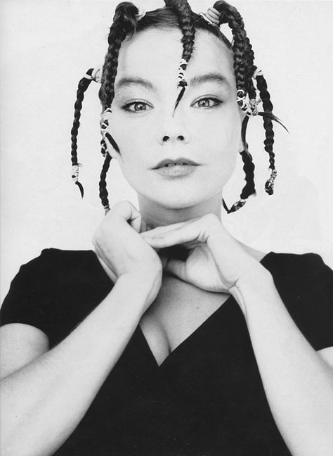 Björk Brigitte Lacombe, Ali Michael, Nina Hagen, Anthony Kiedis, Josephine Baker, Trip Hop, Grace Jones, I'm With The Band, Female Singers