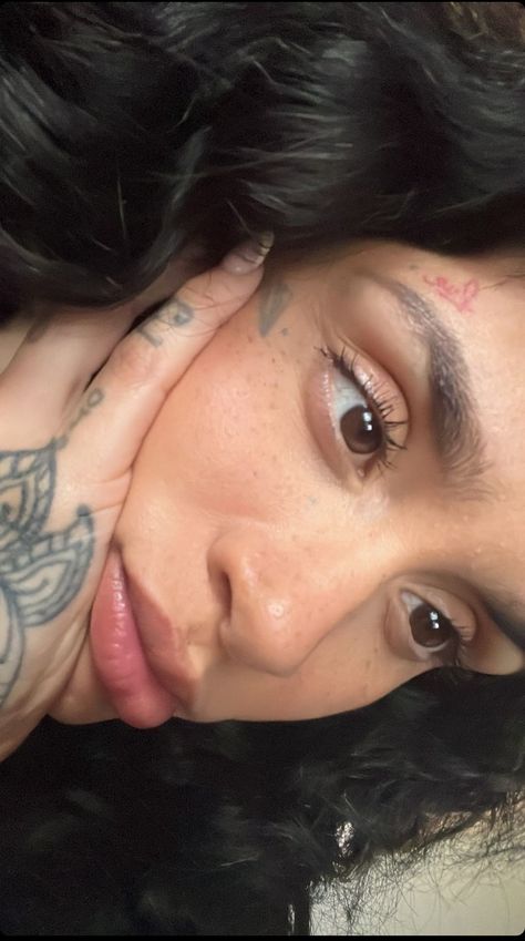 Kehlani Tattoo, Kehlani Singer, Kehlani Instagram, Kehlani Parrish, Kehlani, Perfect Woman, B L, Behind Ear Tattoo, Pretty People