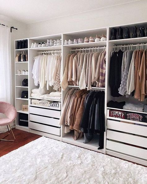 Dressing Ikea, Organized Closet, Dressing Room Decor, Dressing Room Closet, Dream Closet Design, Closet Design Layout, Wardrobe Organisation, Closet Renovation, Closet Layout