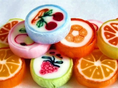 japanese candies Asian Candy, Japan Candy, Japanese Candy, Fruit Jelly, Japanese Dessert, Japanese Snacks, Colorful Fruit, Japanese Sweets, Colorful Candy