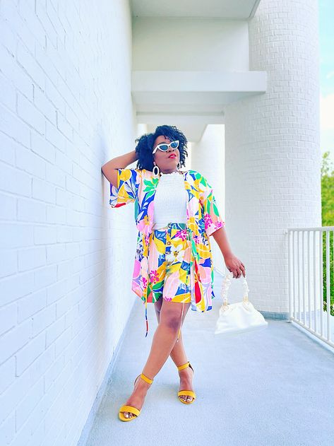 black woman with natural hair wearing colorful eloquii matching set Holiday Outfits Summer Plus Size Uk, Plus Size Coordinates Outfit, European Summer Style Plus Size, Plus Size Ibiza Outfits, Palm Springs Plus Size Outfits, Street Style Plus Size Summer, Summer Holiday Outfits Plus Size, Plus Size Sets Outfit, Plus Size Summer Holiday Outfits