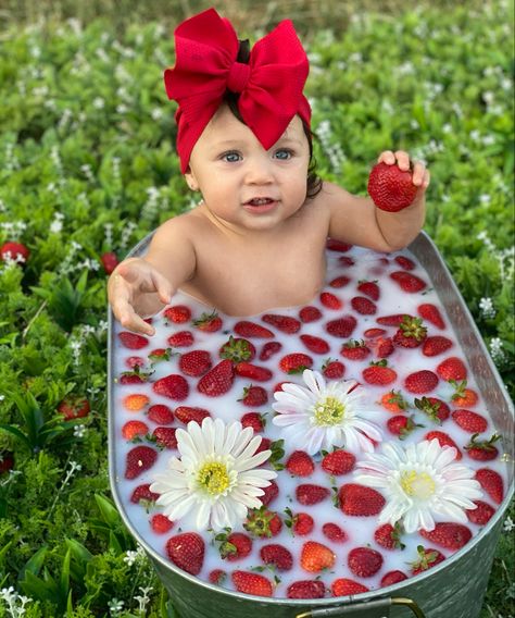 Strawberry Milk Bath, Baby First Birthday Themes, Strawberry Shortcake Party, Baby Birthday Themes, Strawberry Baby, 1st Birthday Party Themes, 1st Birthday Photos, First Birthday Themes