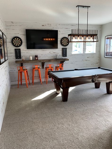 Game Room Ideas, Garage Game Rooms, Pool Table Room, Dream Basement, Hangout Room, Home Bar Rooms, Basement Remodel Diy, Basement Inspiration, Game Room Basement