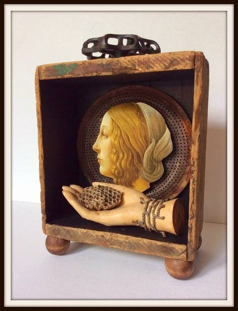 Found Object Art Assemblages, Assemblage Art Collage, Assemblage Art Mixed Media, Box Assemblage, Shrines Art, Joseph Cornell, Art Boxes, Art Assemblage, Shadow Box Art