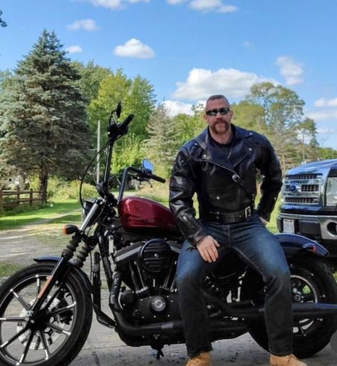 hotasfukkbikerbros — Insta: big.bud.wolf Biker Style Men, Beards And Mustaches, Biker Guys, Hot Biker Guys, Mens Leather Clothing, Tom Of Finland, Motorcycle Men, Handsome Older Men, Black Leather Biker Jacket