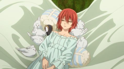 Chise Hatori. Mahoutsukai no Yome. The Ancient Magus Bride. Sleep Gif, Magnus Bride, Sleeping Gif, Chise Hatori, Elias Ainsworth, Magus Bride, Snow White With The Red Hair, Ancient Magus Bride, The Ancient Magus Bride