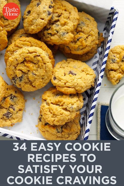 34 Easy Cookie Recipes To Satisfy Your Cookie Cravings Newfoundland Recipes, Toffee Chips, Blueberry Cookies, Cherry Cookies, Oatmeal Cookies Chewy, Peanut Butter Oatmeal Cookies, Cookie Brownie Bars, Chocolate Peanut Butter Cookies, Delicious Cookie Recipes