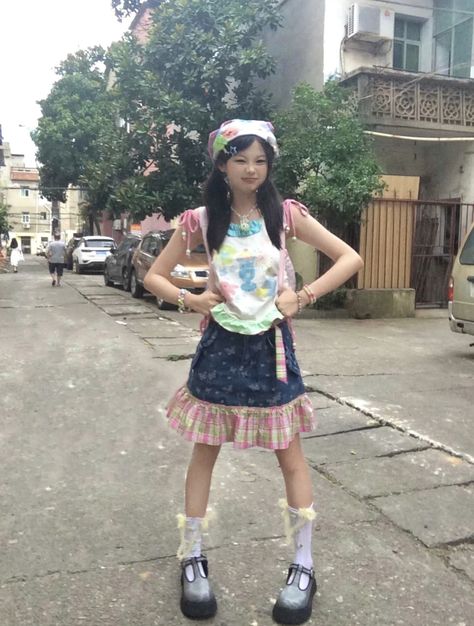 Igari Fashion Style, Igari Clothes, Japanese 2000s Fashion, Juminocore Outfit, Igari Fashion, Japanese Y2k, Harajuku Street Style, 2000s Japanese Fashion, Estilo Harajuku