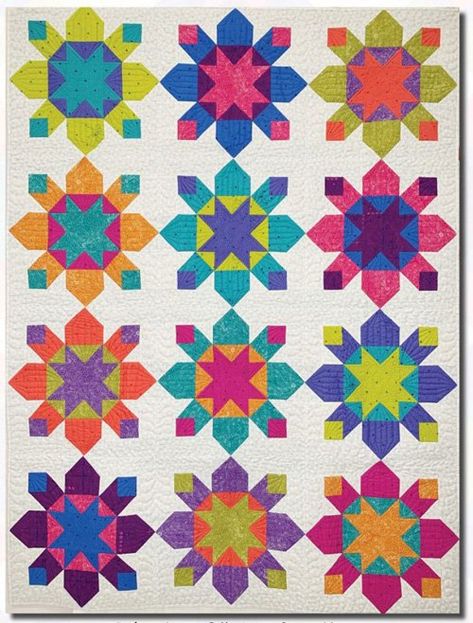 Kapow Quilt Pattern in 6 Sizes by Kustom Kwilts Cali Quilt Co, Solid Fabric Quilts, Unique Quilt Pattern, Vintage Quilts Patterns, Log Cabin Quilt Blocks, Bright Quilts, Queen And King, Baby Throw, Half Square Triangle Quilts