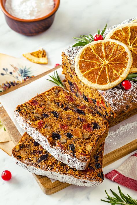 Brandy Cake, Cake With Sour Cream, Fruit Bread Recipes, Xmas Cakes, Snacking Cake, Christmas Fruit Cake, Fruit Cake Christmas, Cake Base, Sour Cream Cake