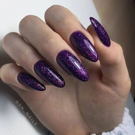 Simple Nails Inspiration, Nail Inspiration Simple, Nail Inspo Spring, Pretty Nail Designs Acrylics, Nails Inspiration Simple, Summer Nails Inspiration, Purple Manicure, Dark Purple Nails, Violet Nails