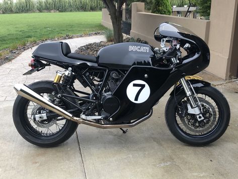 Vintage Ducati, Ducati Sport Classic 1000, Ducati Classic, Ducati Desmo, Ducati Sport Classic, Ducati Cafe Racer, Ducati Monster Cafe Racer, Ducati 696 Monster, Ducati Monster 796