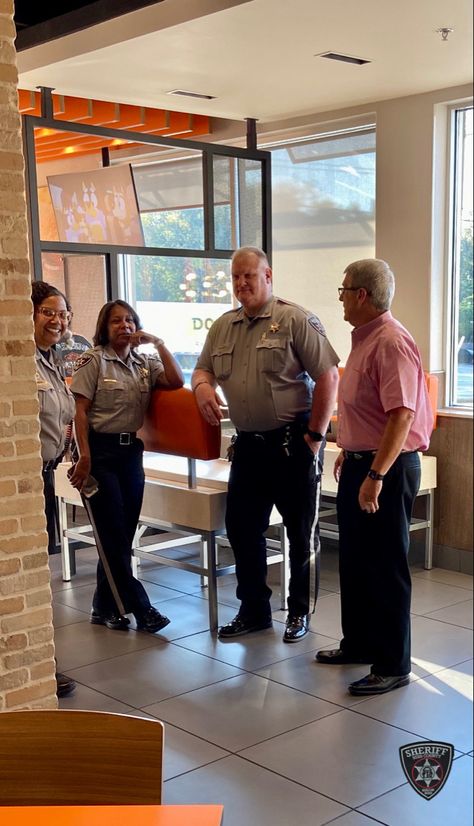 Thank you to everyone that came out and shared a cup of coffee and great conversation with us at our Bibb County Sheriff's Office Faith & Blue “Coffee with a Cop and Clergy" event this morning! #CoffeeWithACop #BCSOStrong Coffee With A Cop, Sheriff Office, Blue Coffee, Screen Repair, Hung Up, Photo To Video, Amazing People, Diy Home Improvement, Sirens