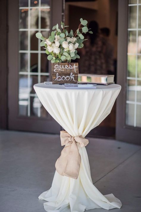 Guest Wedding Table Decor, Church Guest Table, Wedding Book Table Ideas, Wedding Greeting Table Ideas, Wedding Guest Chair Decor, Wedding Guest Entry Table, Check In Table Wedding, Wedding Shower Table Ideas, Welcome Table Ideas Wedding