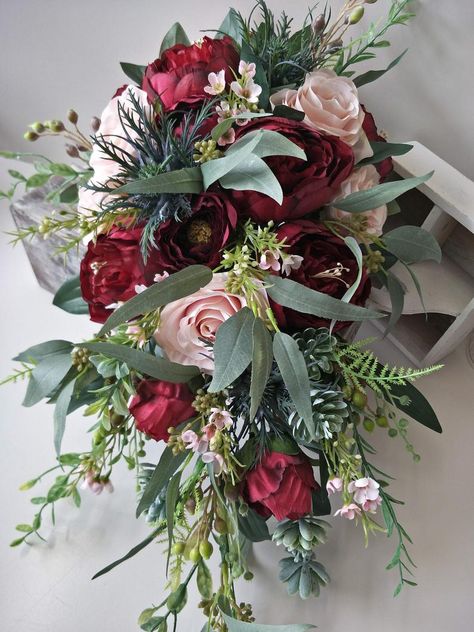 Pink Roses Garden, Thistle Blue, Berry Flowers, Burgundy Peonies, Dusty Pink Roses, Teardrop Bouquet, Purple Thistle, Bouquet Burgundy, Peony Roses